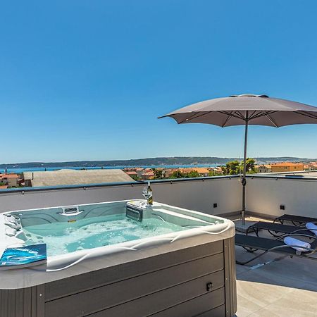 Rooftop New Castel 2023 Kaštela Zewnętrze zdjęcie