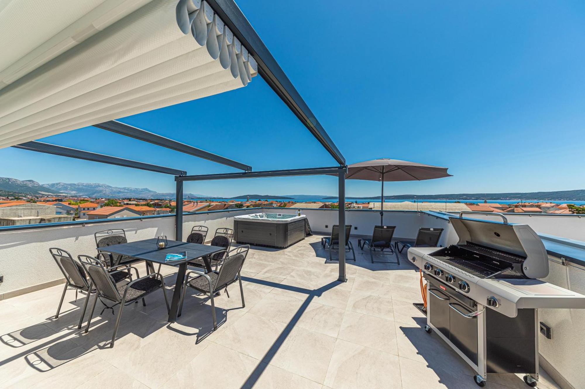 Rooftop New Castel 2023 Kaštela Zewnętrze zdjęcie